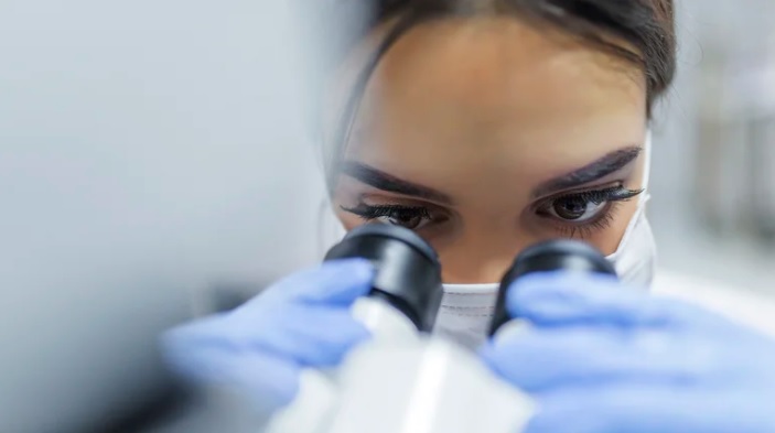 Chicas STEAM, el programa con el que el Gobierno colombiano impulsará a jóvenes científicas