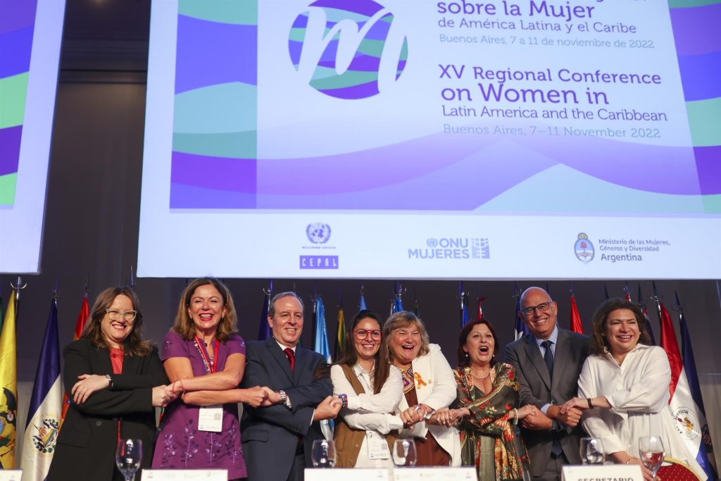 La Conferencia Regional de la Mujer declara al cuidado como derecho fundamental